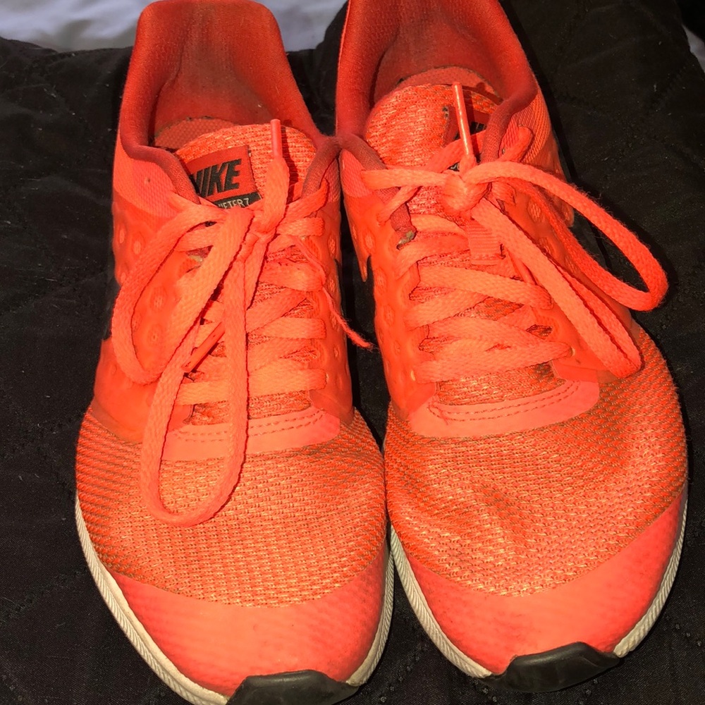Nike shoes 6Y 5/$40
